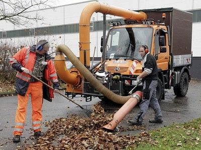 «Автопылесосы» будут убирать московские дороги до выпадения снега